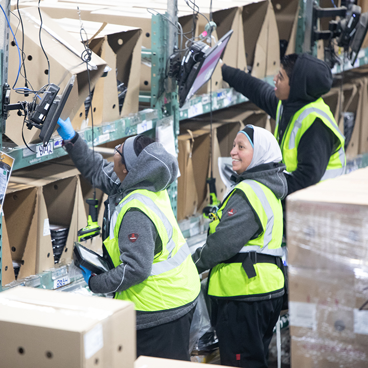 Mom_Meals_Location_Welcome_HQ_6_2023-1797_722x723